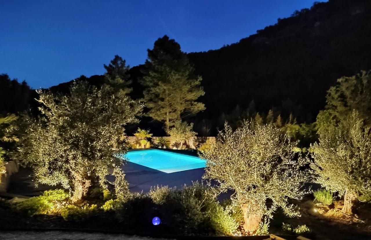Villa Les Trois J 그리모 외부 사진